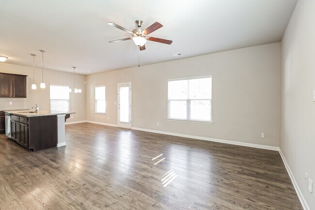 Building Photo - 1325 Torrence Grove Church Rd