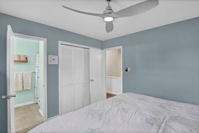 Building Photo - 1714 Old Folkstone Rd