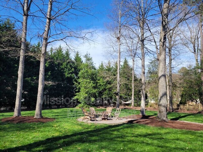 Building Photo - 9006 Birdsong Creek Ct