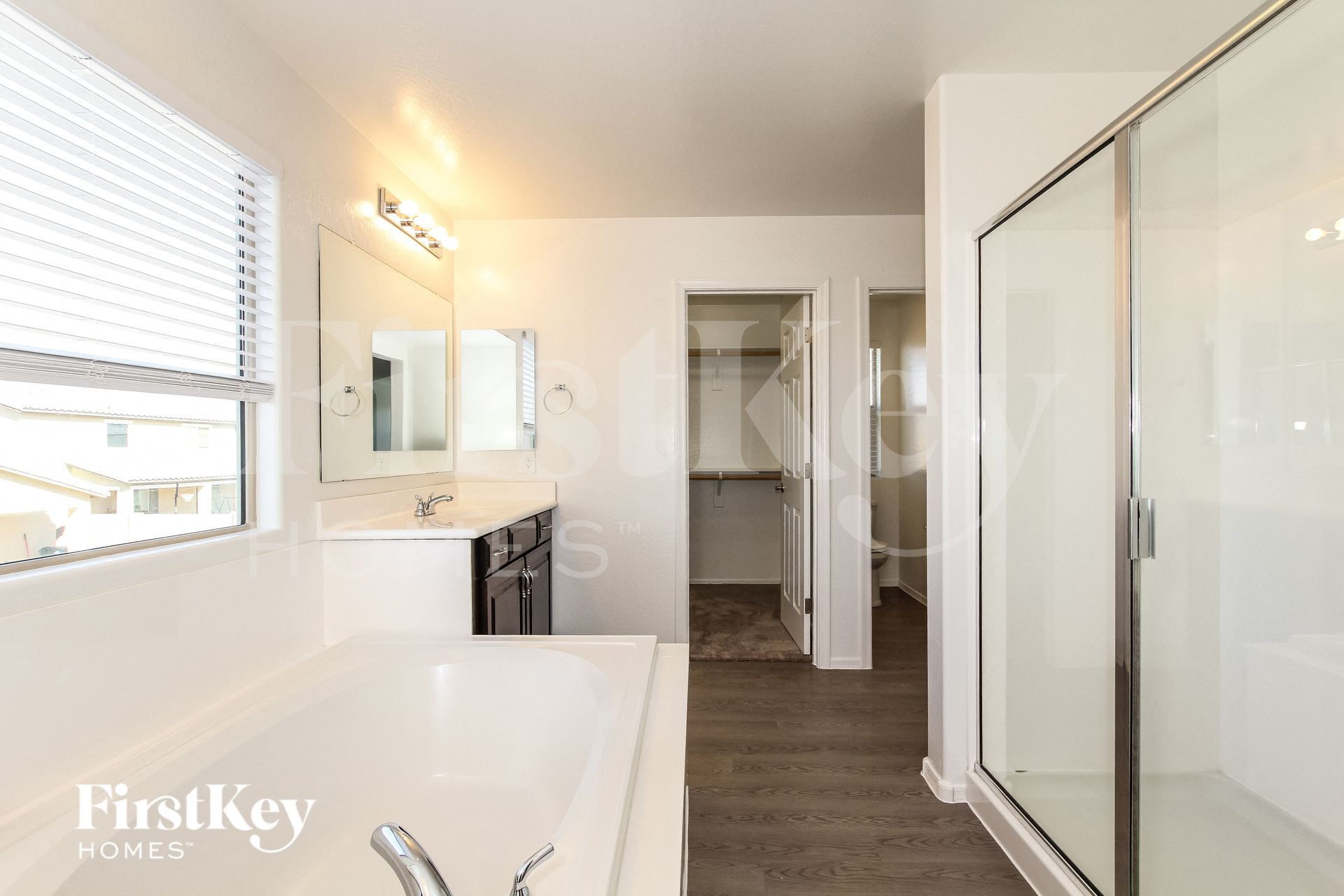 Building Photo - 10242 W Levi Dr