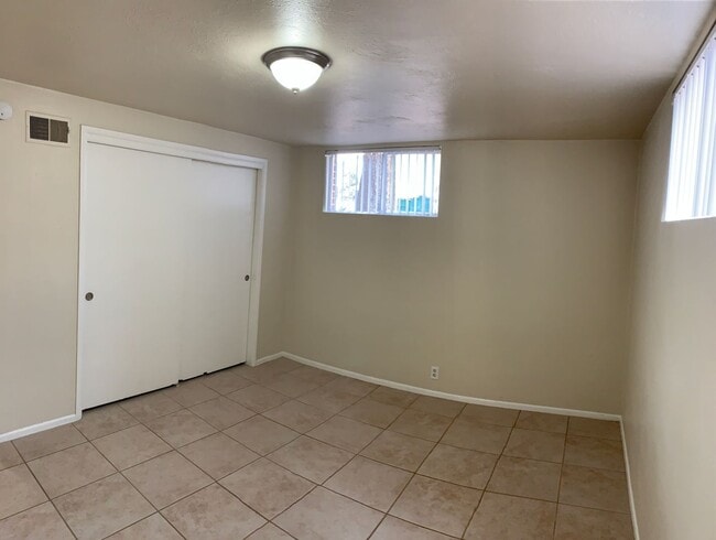 Building Photo - 1250carr