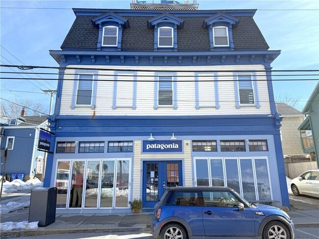 Building Photo - 3 Howard St