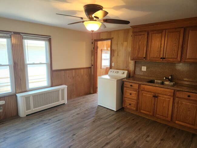 Kitchen - 323 Elm St