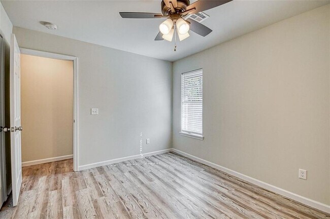 Building Photo - 211 Bumgarner Ave