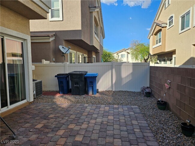 Building Photo - 5545 Dueces Wild Ct