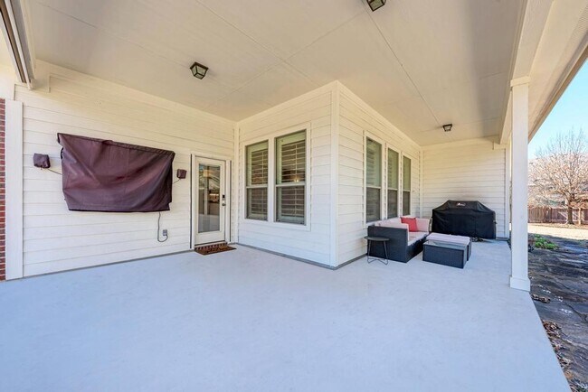 Building Photo - 20208 Sandpiper Spot Ct