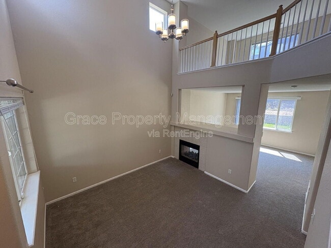 Building Photo - 910 Humboldt Way