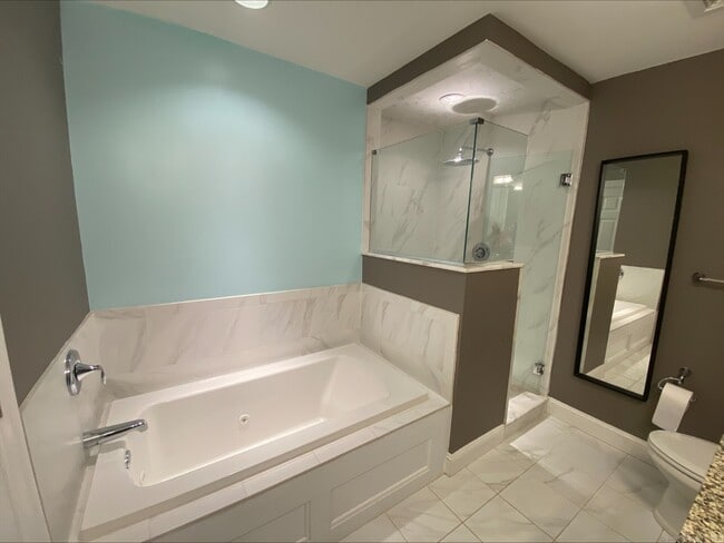 Building Photo - 40 Copper Square Dr