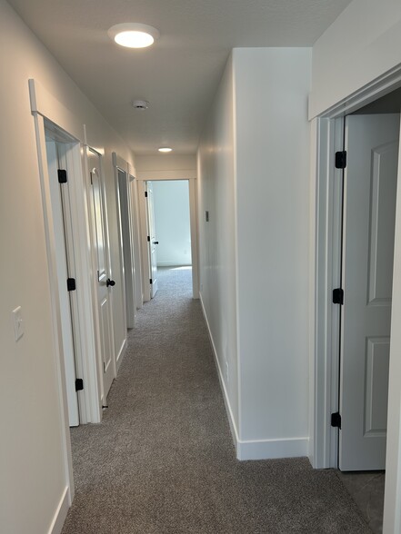 Building Photo - 4569 W Watchmen Way