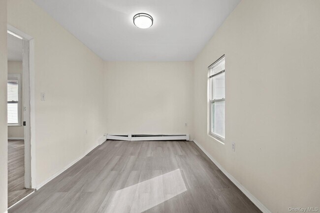 Building Photo - 11 Lafayette Pl