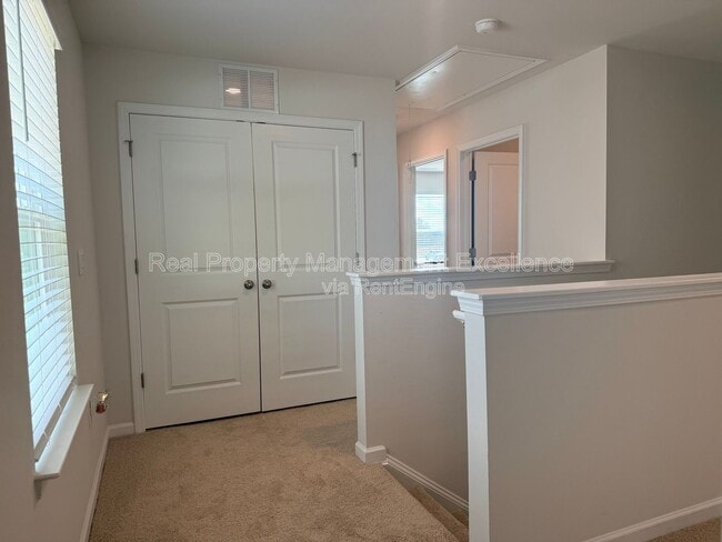 Building Photo - 58 Sweet Mdw Rd