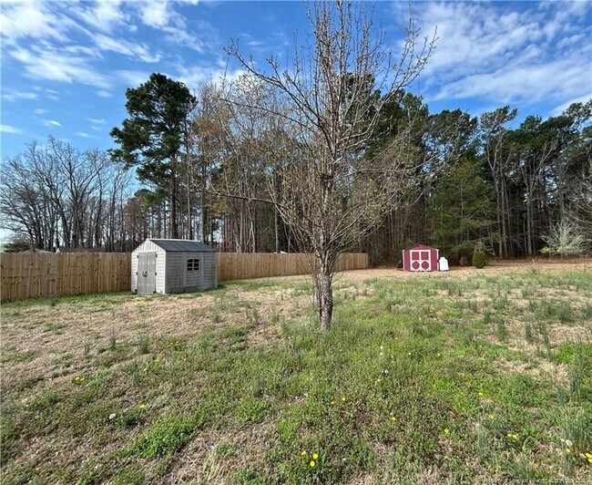 Building Photo - 889 Louisiana Dr