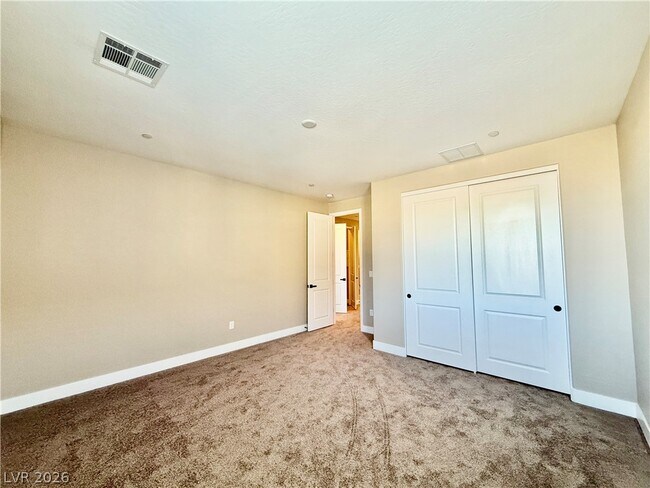 Building Photo - 2256 Fish Hawk St