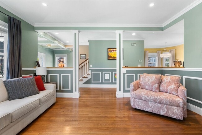 Building Photo - 12 Revere Pl