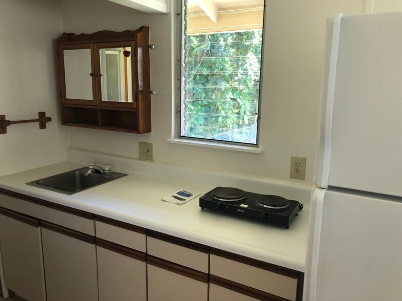 Building Photo - 3246 Kaohinani Dr