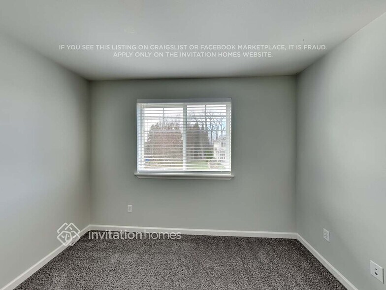 Building Photo - 1307 84th Ave SE