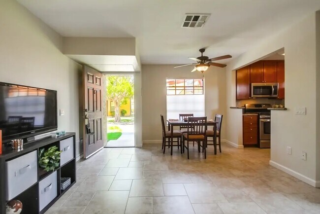 Building Photo - 10639 Dabney Dr