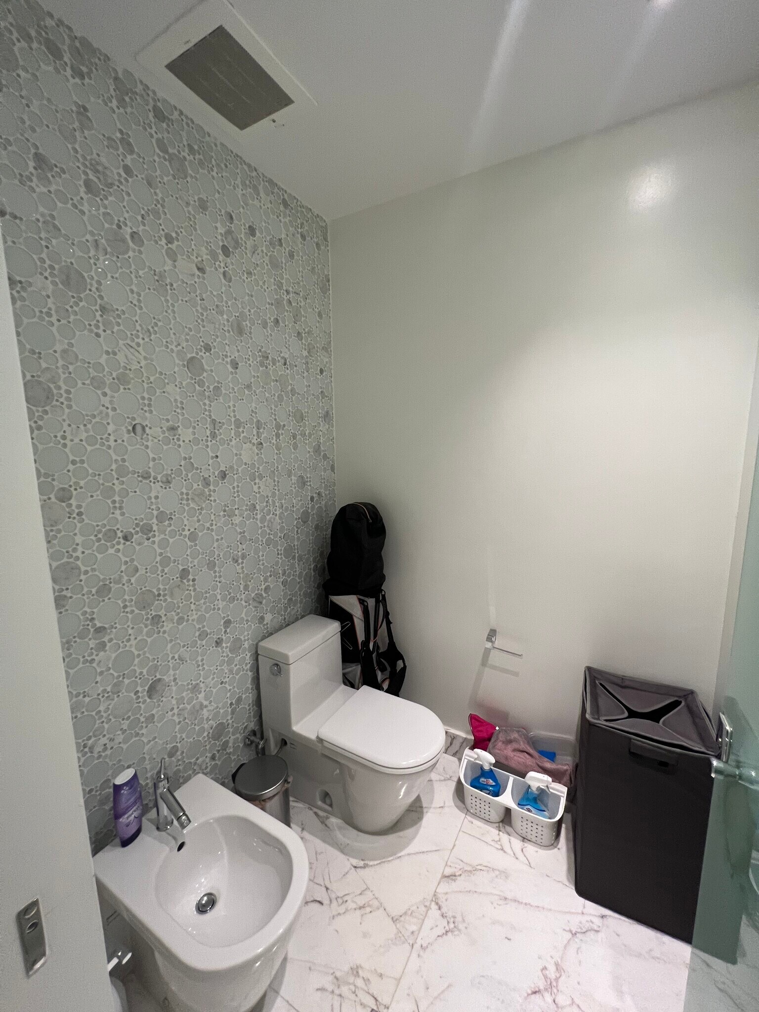 Building Photo - 21205 Yacht Club Dr