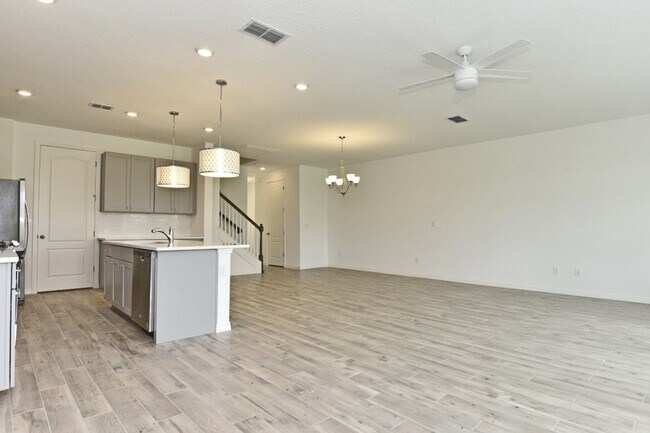 Building Photo - 720 Benoi Dr