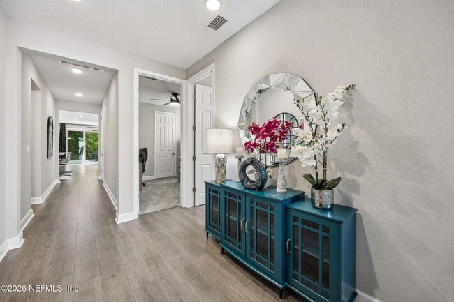 Building Photo - 75573 Blackbird Dr