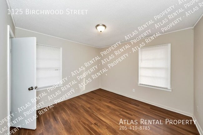 Building Photo - 1125 Birchwood St