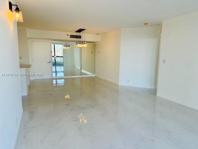 Building Photo - 3530 Mystic Pointe Dr