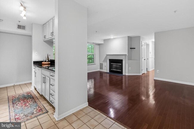 Building Photo - 4126 Monument Ct