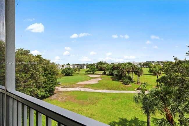 Building Photo - 2661 S Course Dr