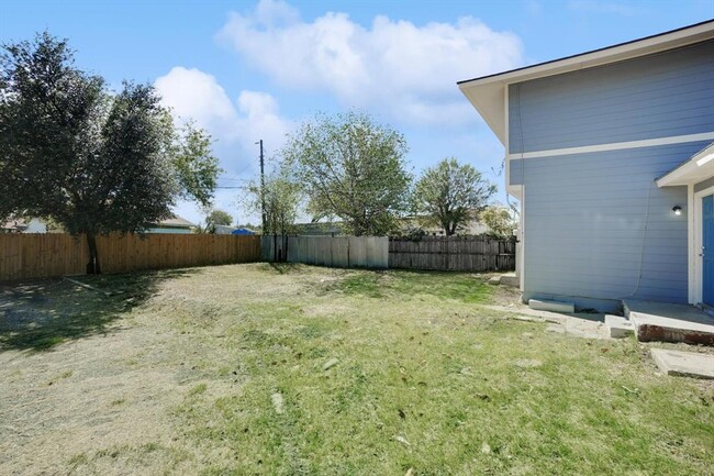 Building Photo - 1032 Hoke Smith Dr