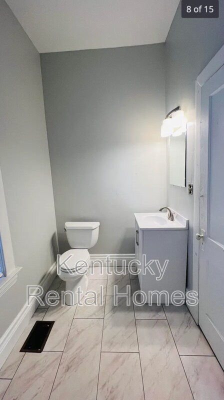 Building Photo - 445 Davidson Ct