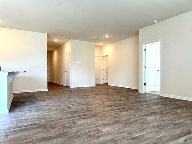 Building Photo - BRAND NEW HOME IN HOPKINS