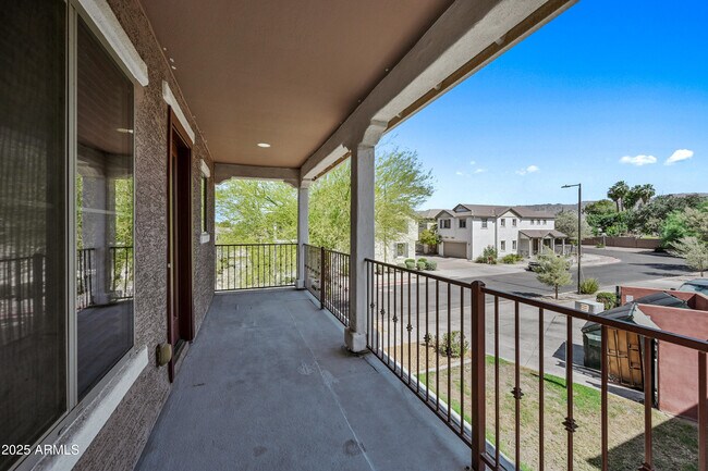 Building Photo - 7104 S 7th Ln