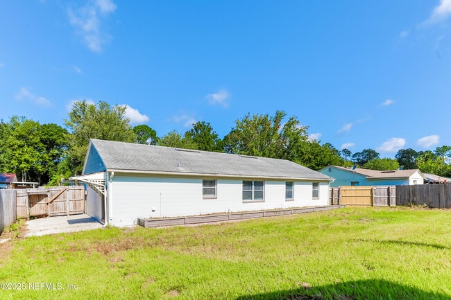 Building Photo - 1693 Susan Dr