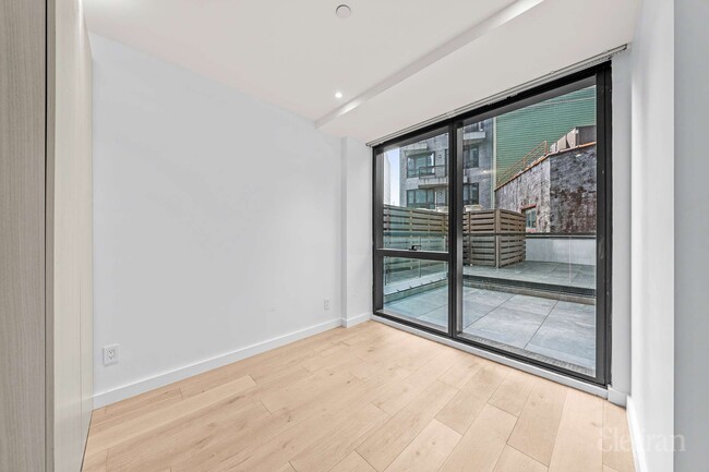 Building Photo - 42-51-62 Hunter St