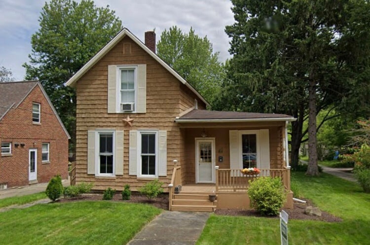 Building Photo - 355 S Rocky River Dr