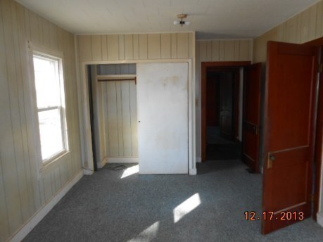 Building Photo - MARBLE HILL - 3BR, 2 Bath, 1 1/2 Stories, ...