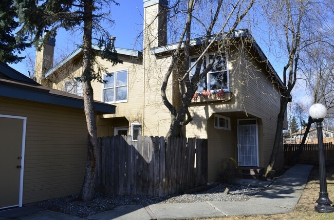 Building Photo - 2811 Baxter Rd