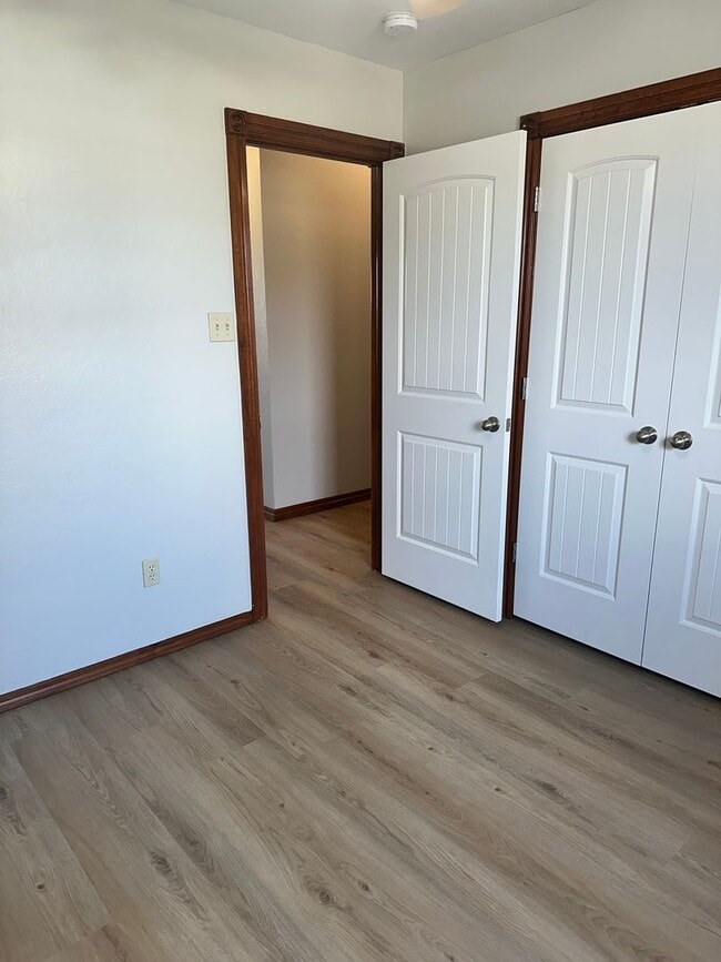 Building Photo - Great Home located in Dove Creek!$250.00 o...