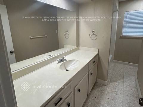 Building Photo - 16303 Fox Crossing Ln