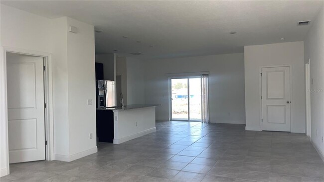 Building Photo - 237 Cimarron Dr
