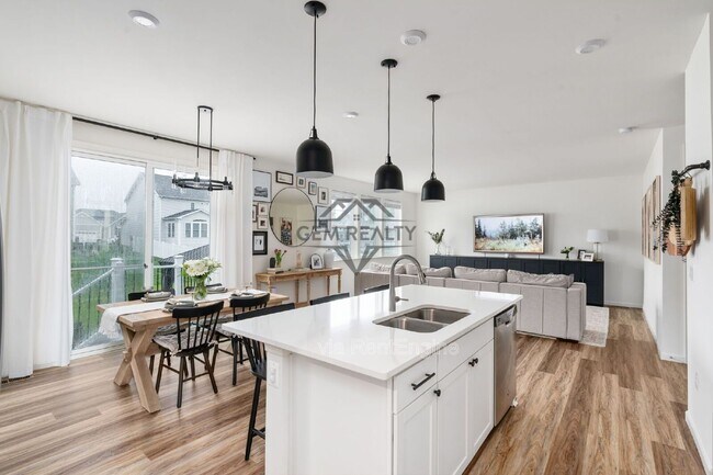 Building Photo - 7812 Bexley Ln