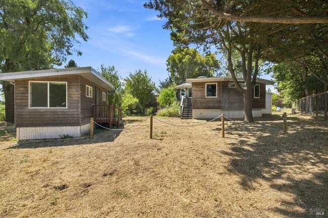 Building Photo - 143 Lone Oak Ln