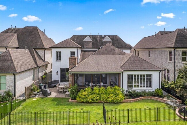 Building Photo - 9074 Baynard Lp N