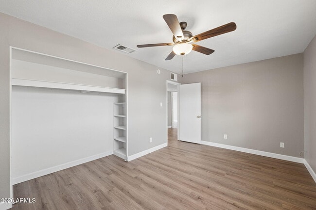 Building Photo - 8050 W Weldon Ave