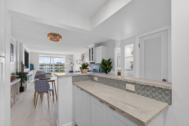 Building Photo - 100 Paradise Harbour Blvd