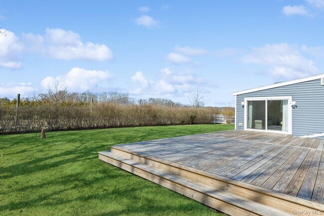 Building Photo - 1110 Gillette Dr