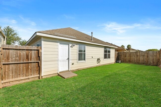 Building Photo - 14138 Concord Meadow Ln