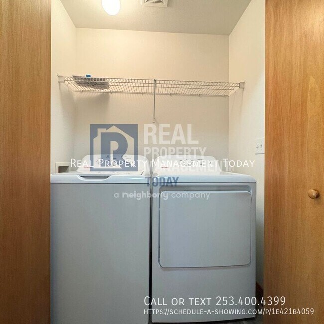 Building Photo - 427 175th St S
