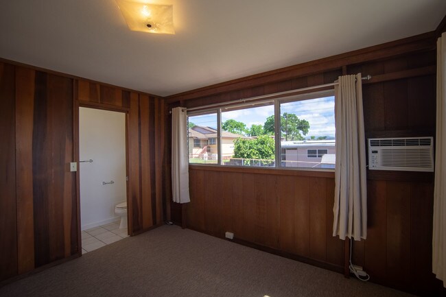 Master Bedroom & Half Bath - 94-872 Lumiholoi St