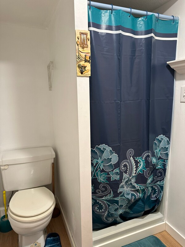 Building Photo - 117 Vinewood Cir